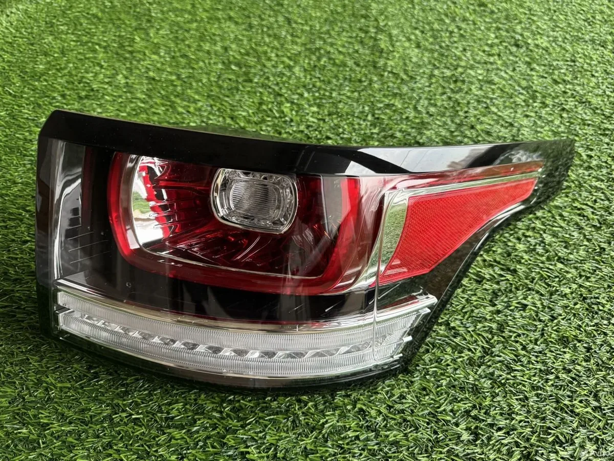 Фонарь правый Land Rover Range Rover Sport 2 L494
